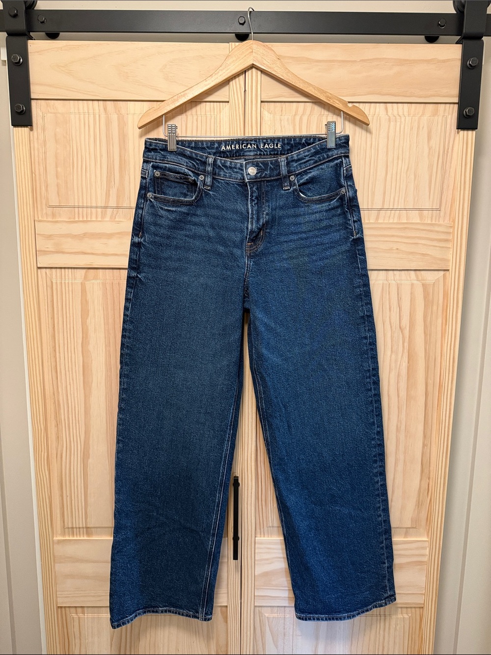 American Eagle Outfitters Women's Stovepipe 90’s Straight-Leg Jeans